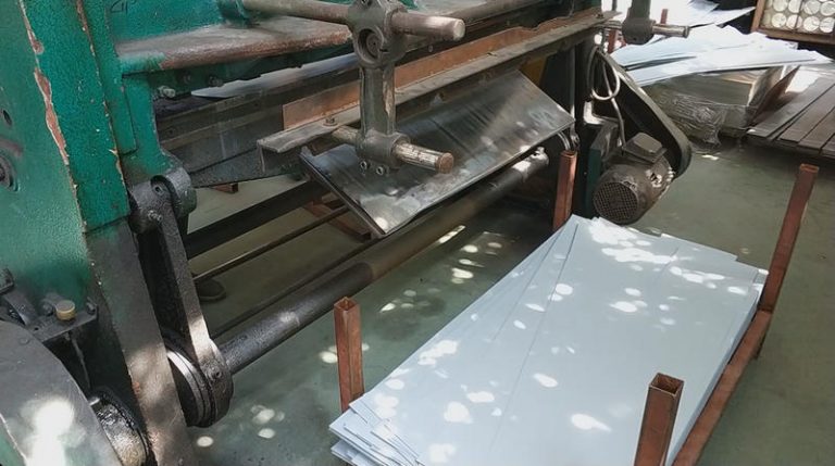 steel-sheet-cutting